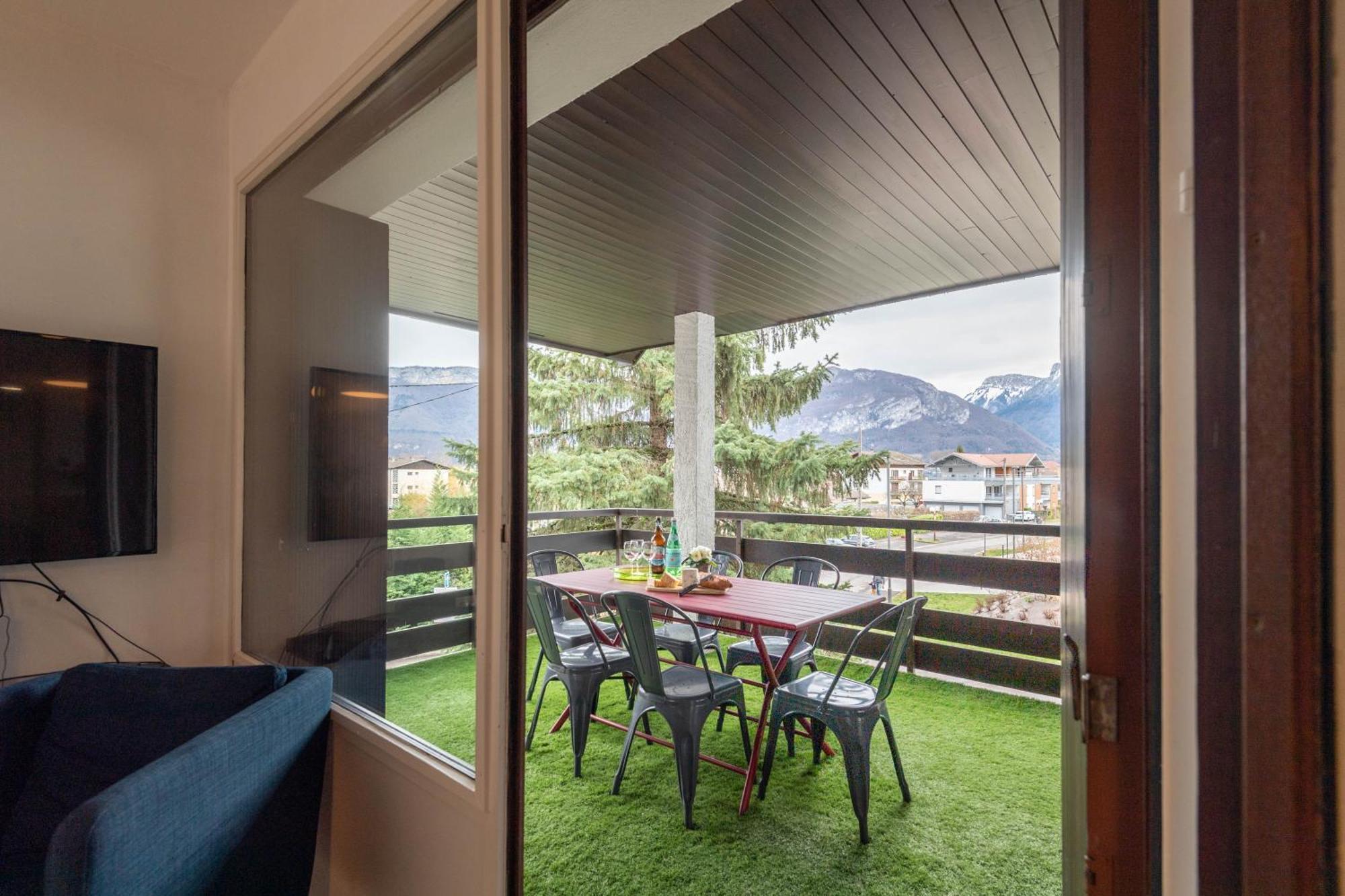 Bel Apt Terrasse A 2 Pas Du Lac Sévrier Dış mekan fotoğraf