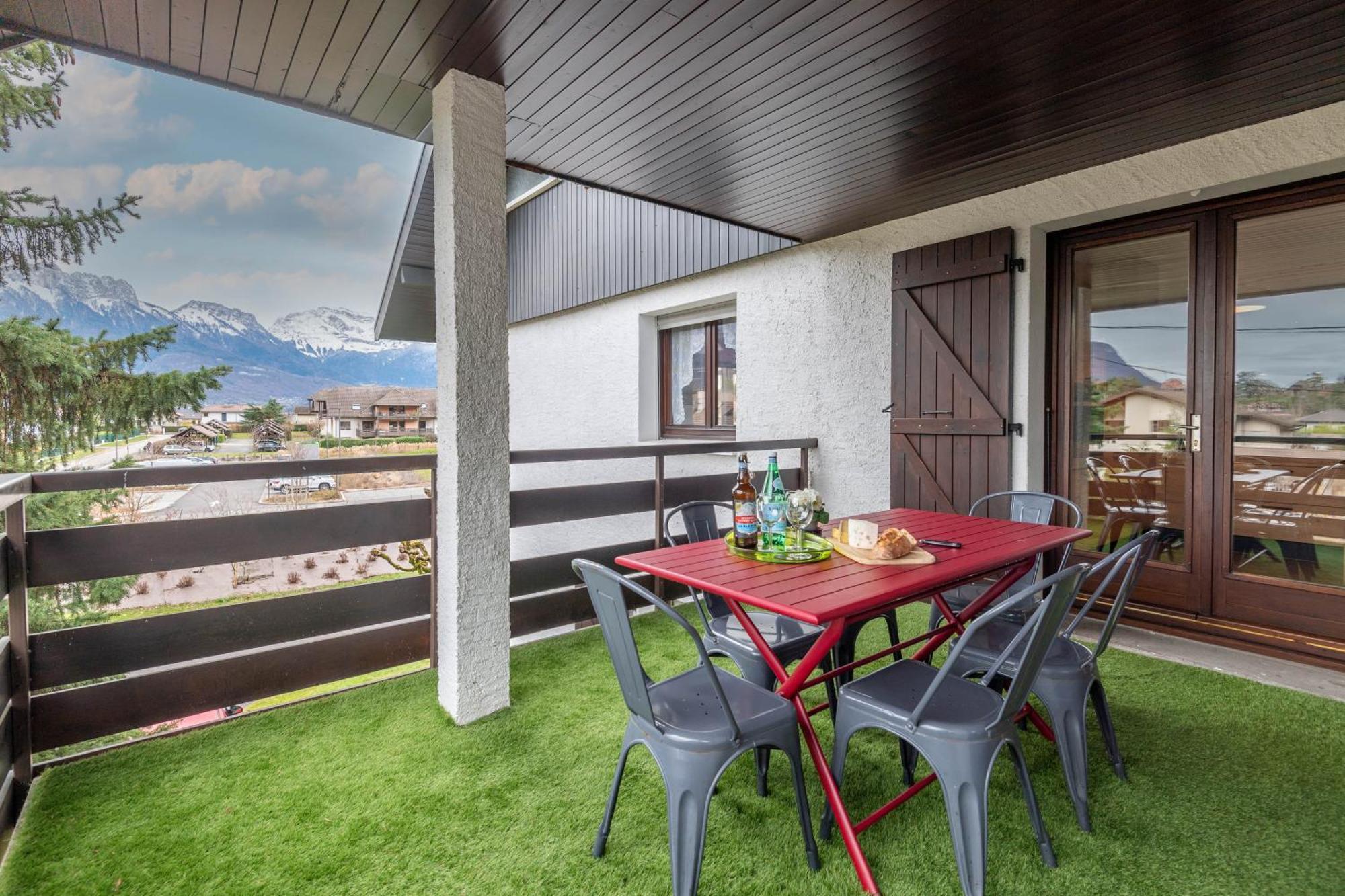 Bel Apt Terrasse A 2 Pas Du Lac Sévrier Dış mekan fotoğraf